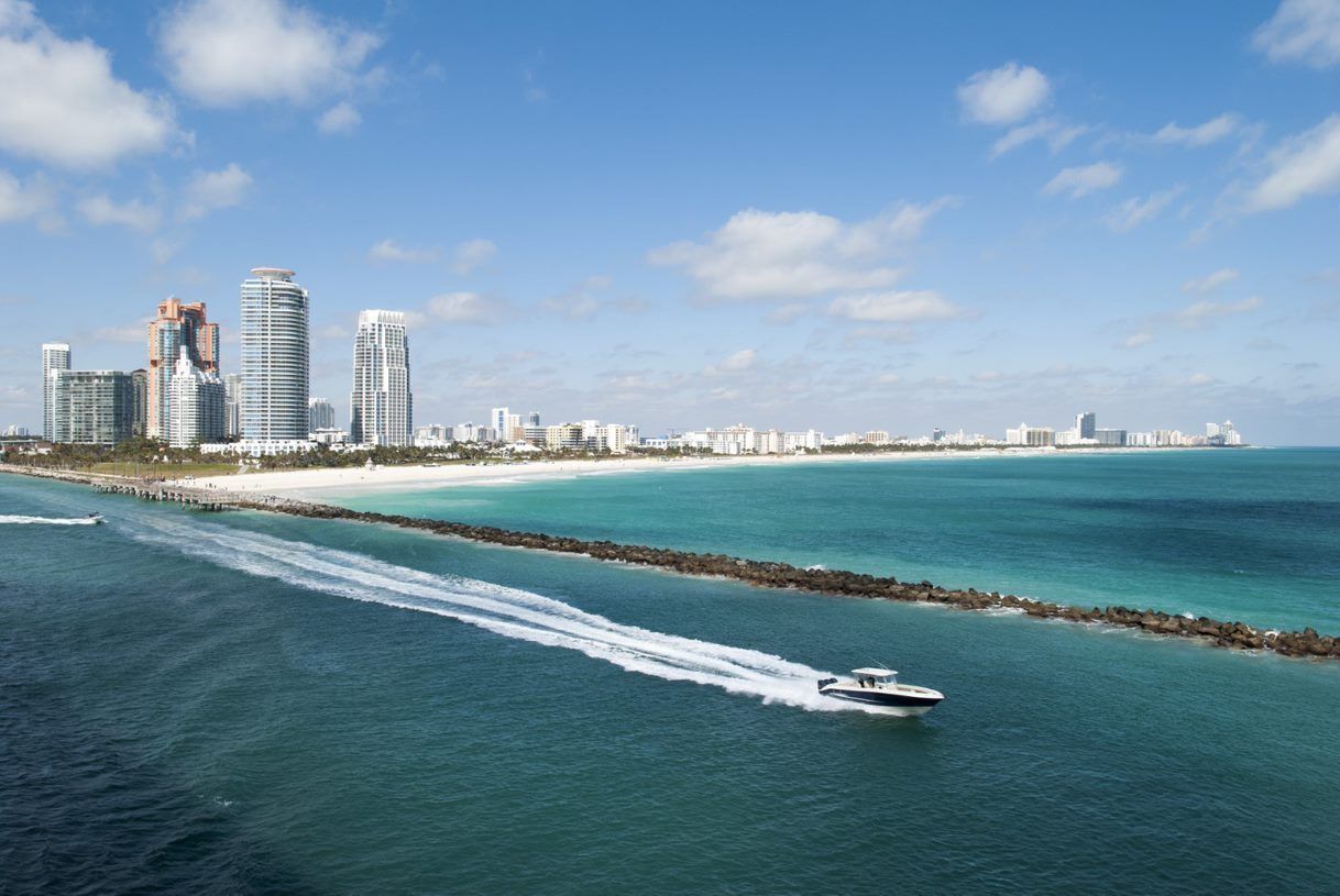 Yacht charters in Miami