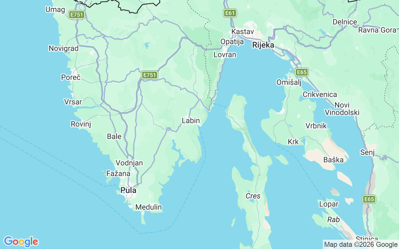 Emplacement du Semi-rigide: Beach Maslinica Ollys Sport, Rabac