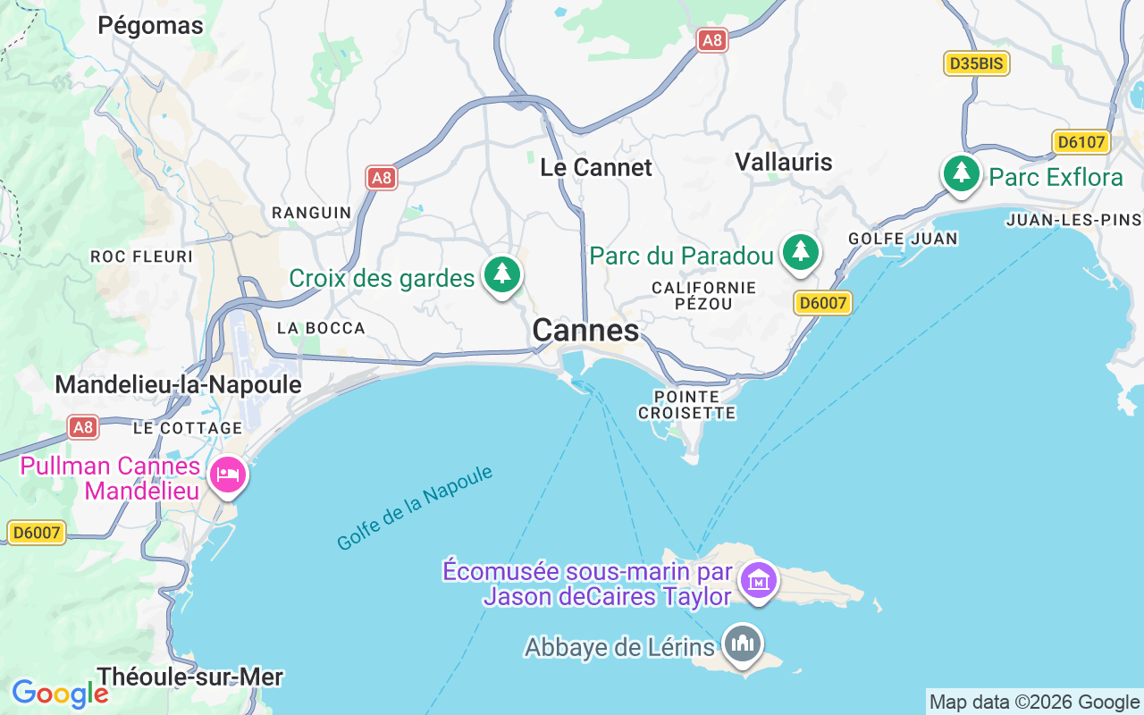 Luogo Barca a motore: Vieux Port, Cannes