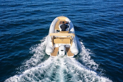 Charter RIB Salpa Soleil 20 Villasimius