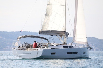 Charter Sailboat Hanse Yachts Hanse 460 Kaštela