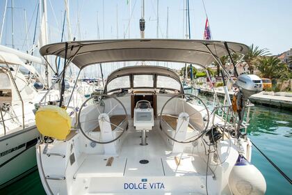 Hire Sailboat BAVARIA CRUISER 41 Trogir