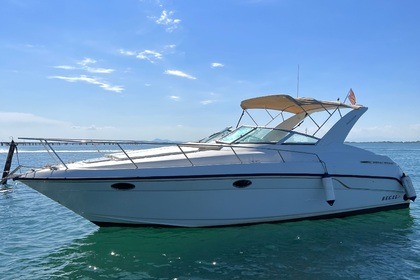 Charter Motorboat Regal Commodore 3060 - Venice