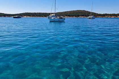 Location Voilier Jeanneau Sun Odyssey 43 Olbia