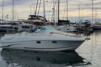 Hire Motorboat Jeanneau Leader 805 Golfe Juan