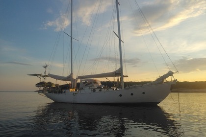 Hire Sailboat Uljanik Pula Besa Hvar