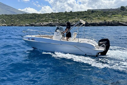 Charter Motorboat Cream Blumax 550 Castellammare del Golfo