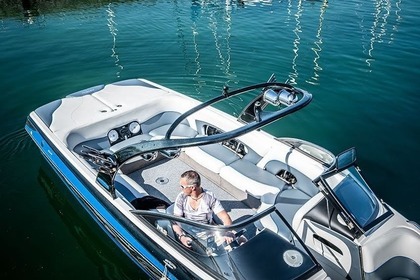 Location Bateau à moteur MALIBU WAKESETER 247 SLV Thonon-les-Bains