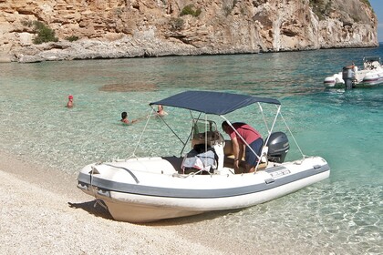 Noleggio Barca senza patente  Joker Boat 470 Cala Gonone