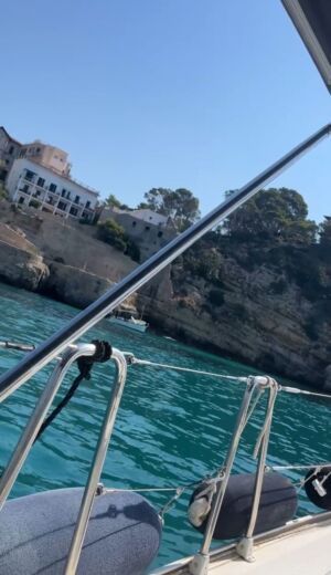 Palma di Maiorca Sailboat Bavaria CRUISER 40S alt tag text