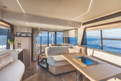 Charter Motor yacht Absolute Absolute 47 Fly Primošten