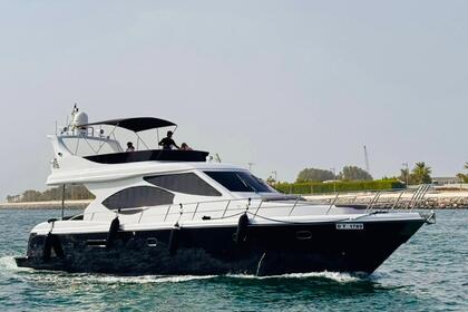 Location Bateau à moteur DUBAI MARINE 60 Dubaï Marina