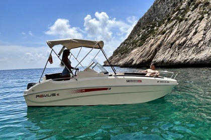 Charter Boat without licence  Remus Open 525 Calp