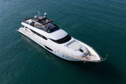 Alquiler Yate Maiora 90 Nápoles