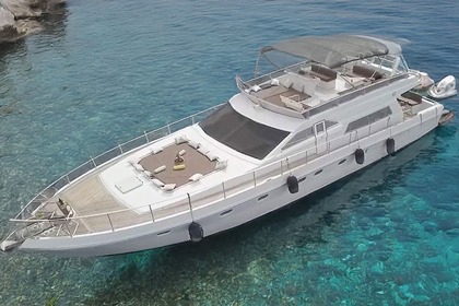 Location Yacht à moteur Ferretti 58/64 Flybridge Athènes