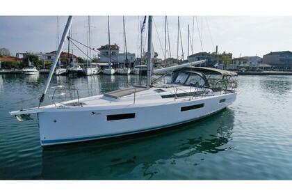 Rental Sailboat Jeanneau Sun Odyssey 440 Preveza