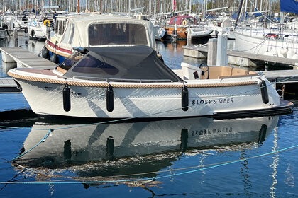 Charter Motorboat Primeur 700 Kortgene