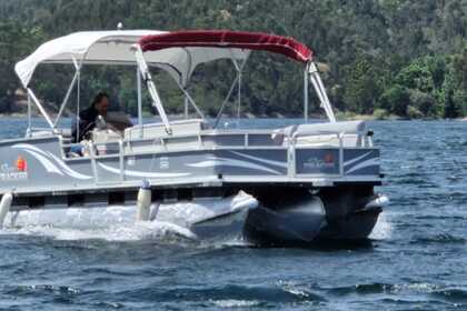 Aluguel Lancha Tracker 25 Party Barge Barragem de Castelo de Bode