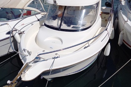 Miete Motorboot Quicksilver PILOTHOUSSE 6,40 Évian-les-Bains