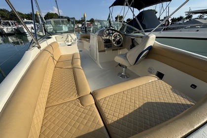 Rental Motorboat STINGRAY 220 DS Lignano Sabbiadoro
