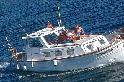 Charter Motorboat Astilleros Mahon Tiburon 44 Sitges