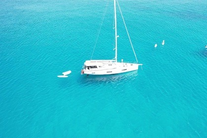 Charter Sailboat Beneteau Oceanis 60 Hyères