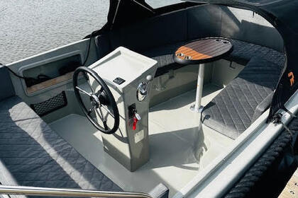 Verhuur Motorboot TendR 600 Almere
