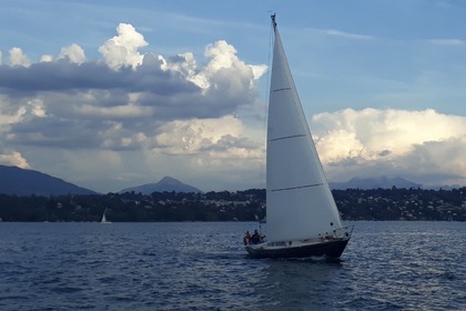 Charter Sailboat Mistral Sirocco 31 Geneva