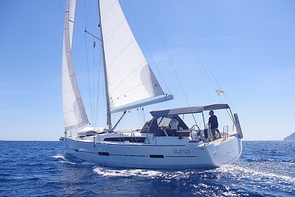 Hire Sailboat DUFOUR 460 Grand Large Portisco