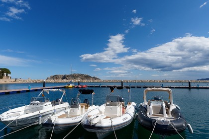 Alquiler Neumática Capelli Tempest 775 Tempest 775 Estartit