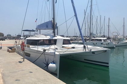 Aluguel Catamarã Fountaine Pajot Fountaine Pajot Saba 50 - 6 + 2 cab. Atenas
