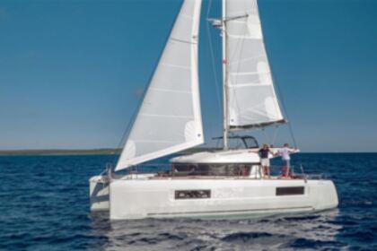 Rental Catamaran Lagoon Lagoon 40 Šolta