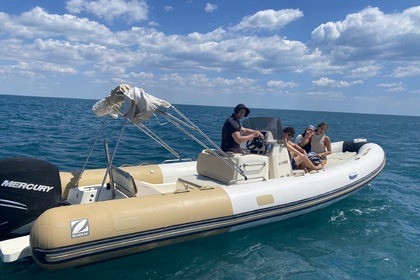 Location Semi-rigide Zodiac Club 750 Carnon