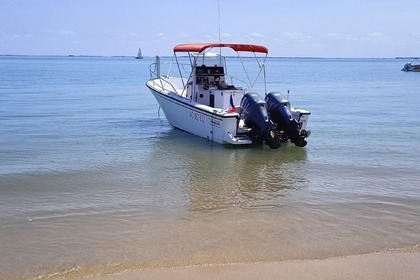 Hire Motorboat Boston Whaler Outrage 24 La Rochelle