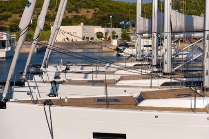 Hire Sailboat X-Yacht X4⁶ Laurium