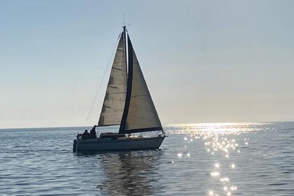 Charter Sailboat Jeanneau FANTASIA La Grande-Motte