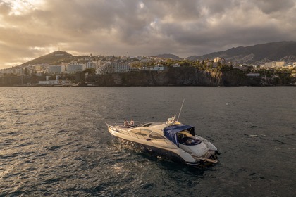 Location Yacht à moteur Azimut Azimut 55 Funchal