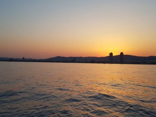 Barcelona Motor Yacht Sunseeker 50 Camargue alt tag text