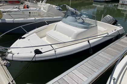 Hire Motorboat Kelt Azura 5,70 WA Anglet