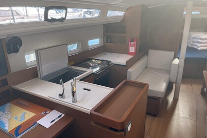 Miete Segelboot  Sun Odyssey 410 Primošten