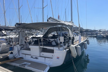 Hire Sailboat Hanse Yachts Hanse 460 - 4 cab. Šibenik