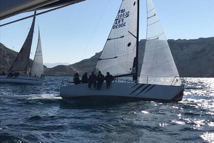 Rental Sailboat Mojo Farr 30 Marseille