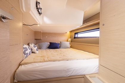 Miete Segelboot  Sunsail 44.3 Castries