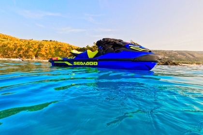 Rental Jet ski Seadoo Wake Pro 230 Cv Catanzaro Lido