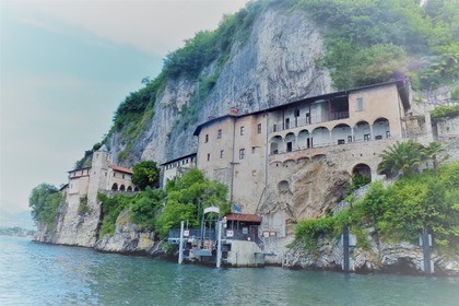 Noleggio Barca a motore Banta 460 open Lesa