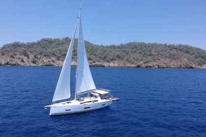 Charter Sailboat  Dufour 390 Grand Large Orhaniye