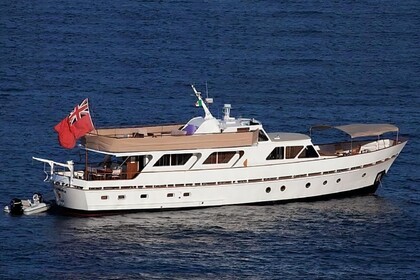 Verhuur Motorjacht Deramore Motor Yacht Classic 24m - 30 personnes Cannes