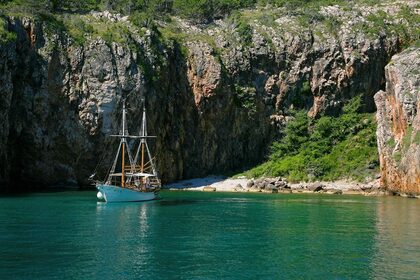 Charter Motorboat Custom Built Vintage Cruiser Crikvenica