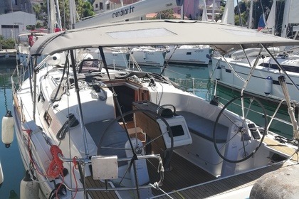 Charter Sailboat BAVARIA Bavaria 37 ''Diana'' Zadar