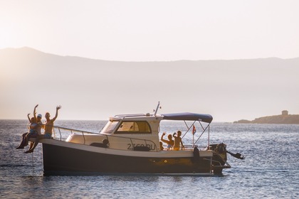 Rental Motorboat Leidi 660 Pula